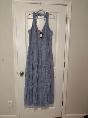 City Chic Maxi Divine Whimsy whisper blue